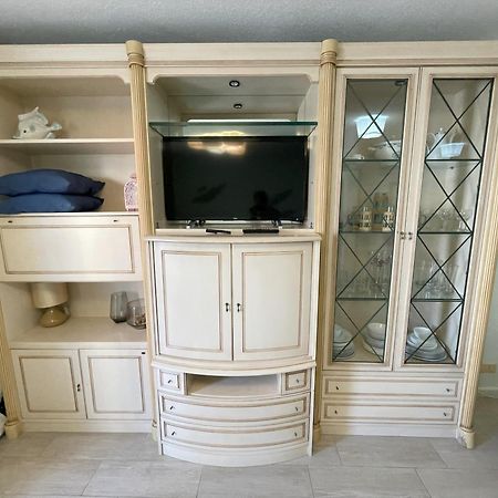 Fine Art Jeans Apartment Арона Экстерьер фото